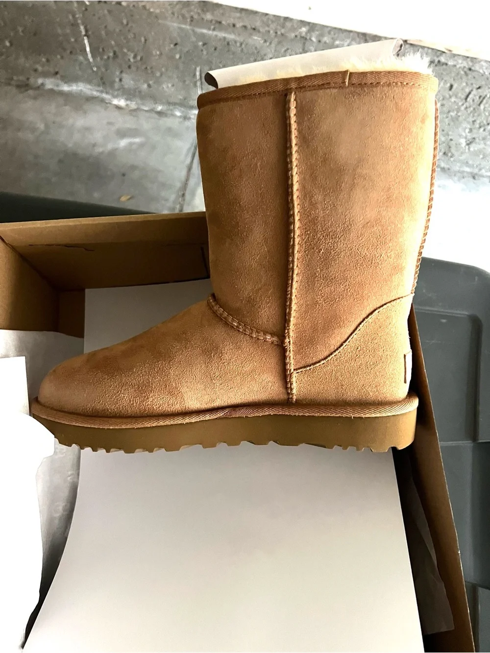 UGG Chestnut Classic Short Suede Boot